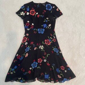 Ellen Tracy Navy Blue & Pink Sheer Floral Overlay Short Sleeve Dress – Sz 6